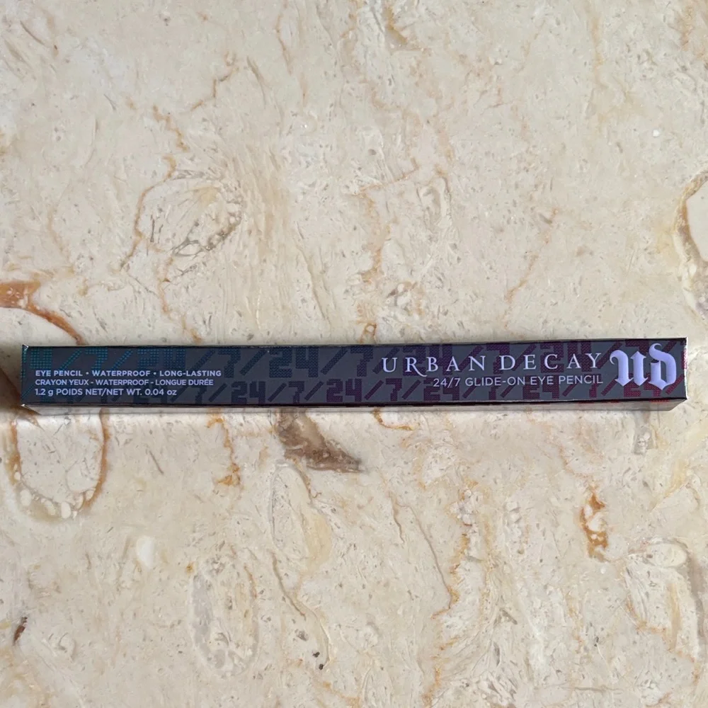 Urban Decay 24/7 GLIDE-ON WATERPROOF EYELINER PENCIL: Black Market